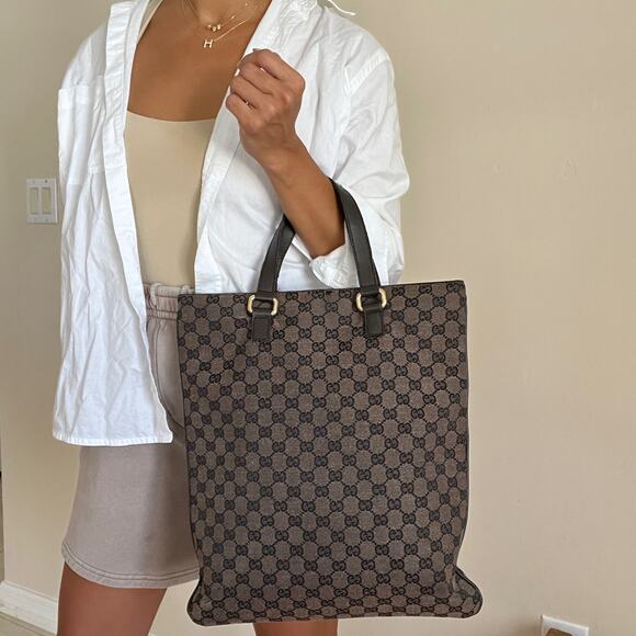 GUCCI GG Supreme Dark Brown Canvas and Leather Tote - Picture 16 of 16